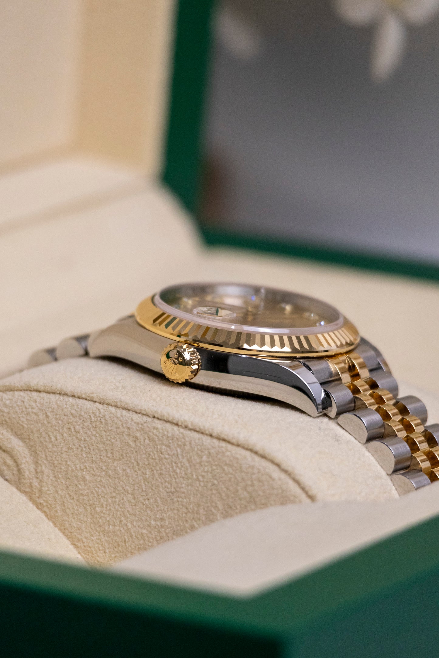 2025 Rolex Datejust 31mm Two tones YG Champagne Diamond dial Reference 278273