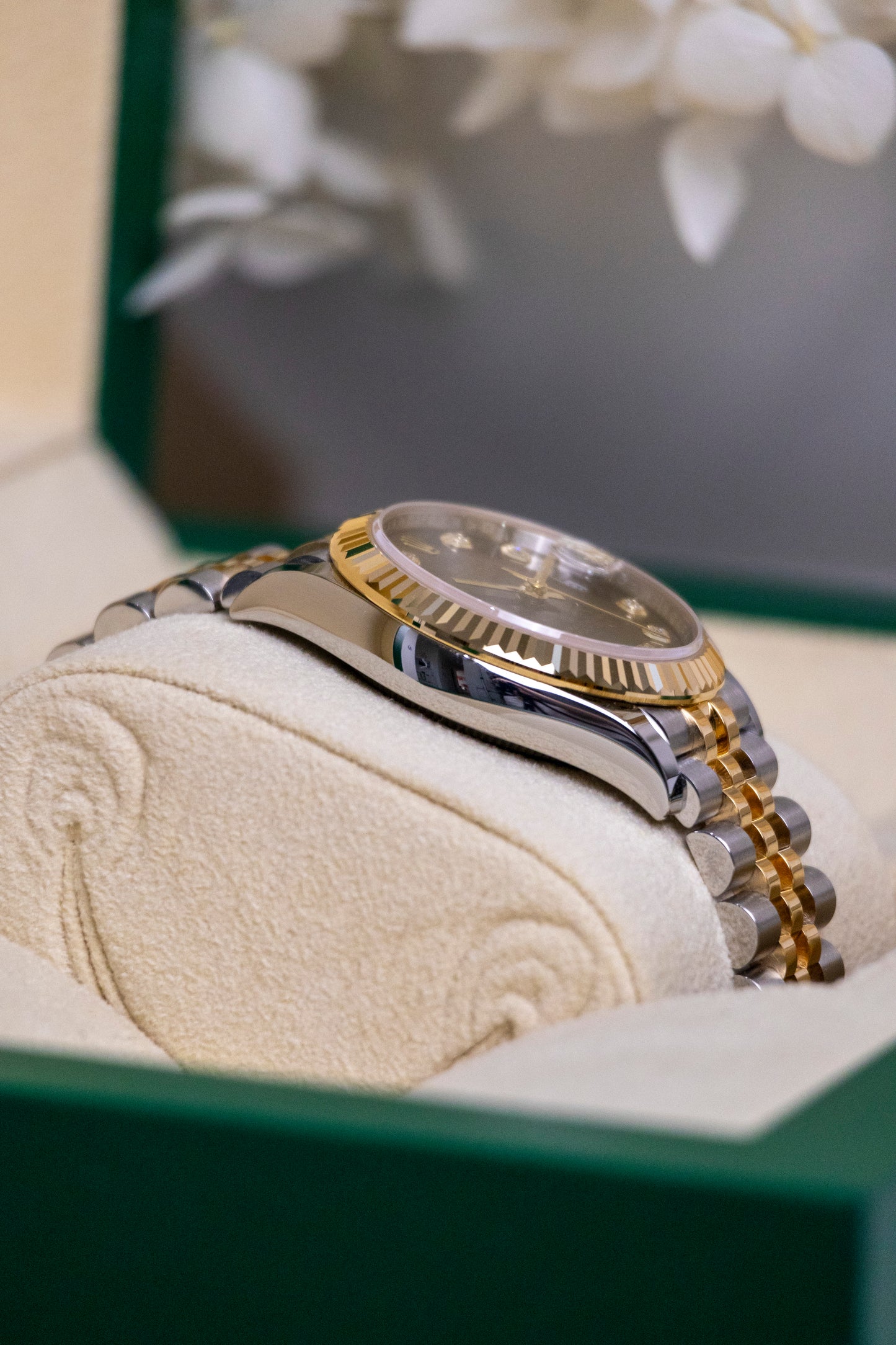 2024 Rolex Datejust 31mm Two tone YG Dark Grey dial Reference 278273