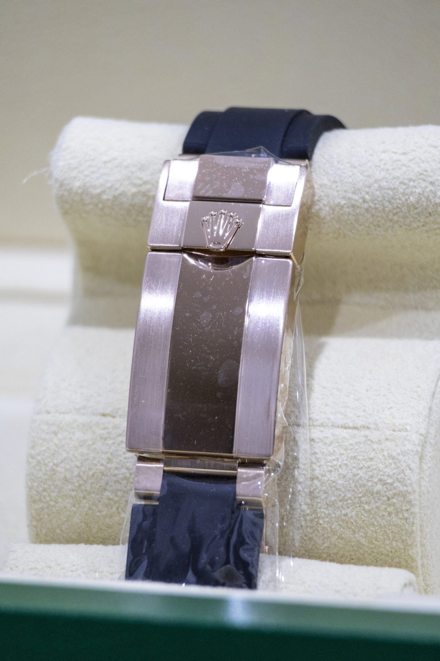 Rolex Daytona 18K Rose gold Chocolate dial Oysterflex Reference 116515LN