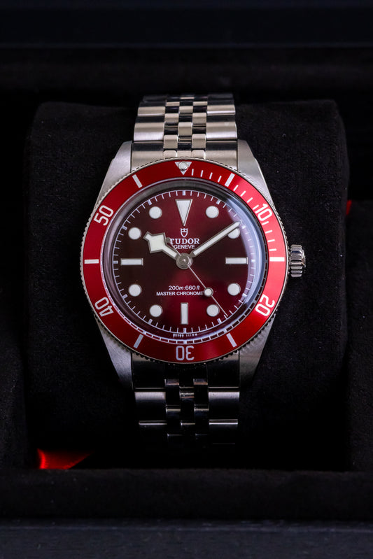 Tudor Black Bay 58 Burgundy Reference M7939A1A0RU