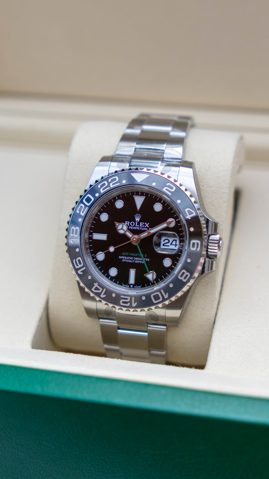 Rolex GMT Master II Bruce Wayne Oyster Reference 126710GRNR