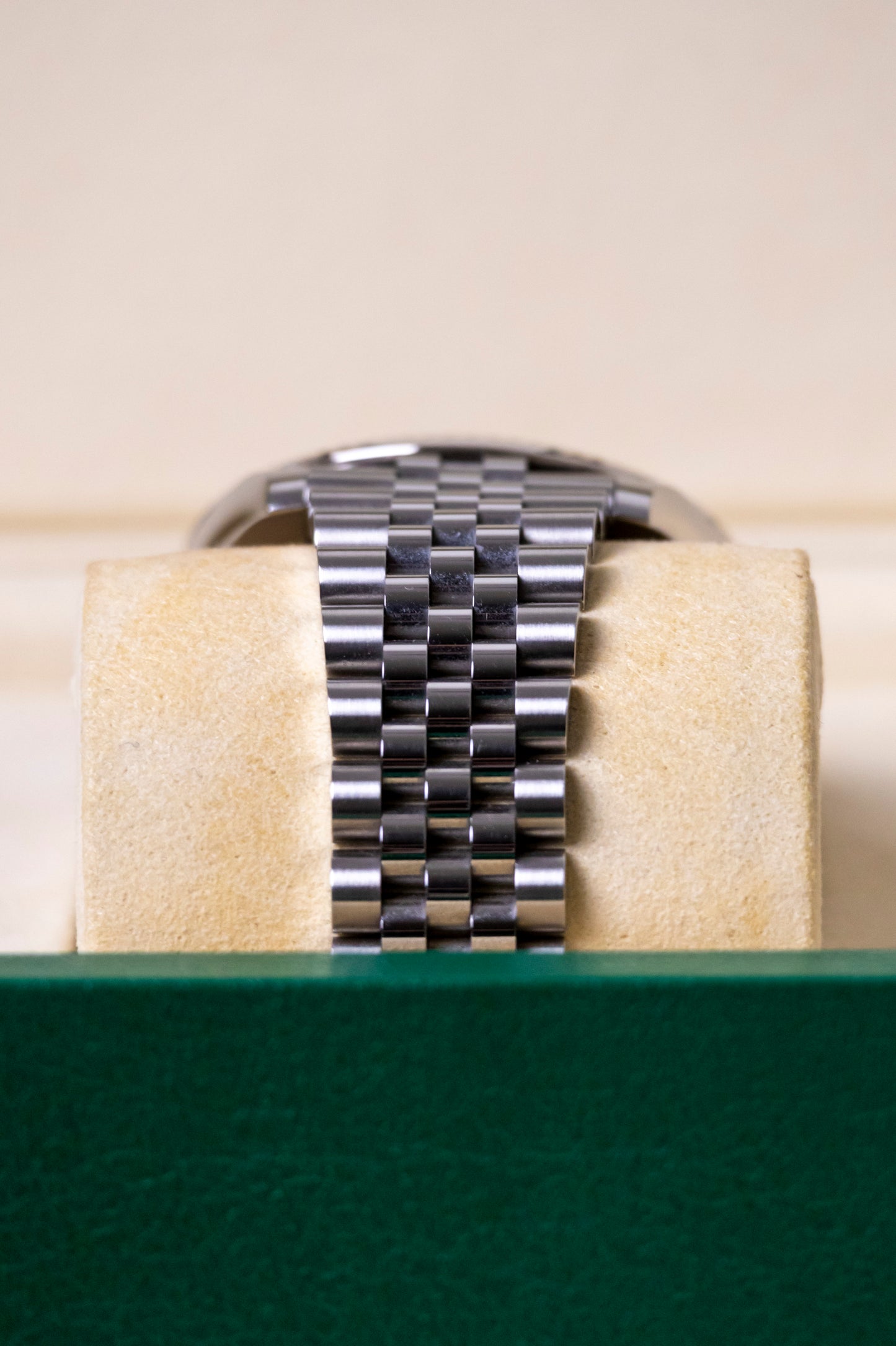 Rolex Datejust 41mm Black dial Fluted Jubilee Reference 126334