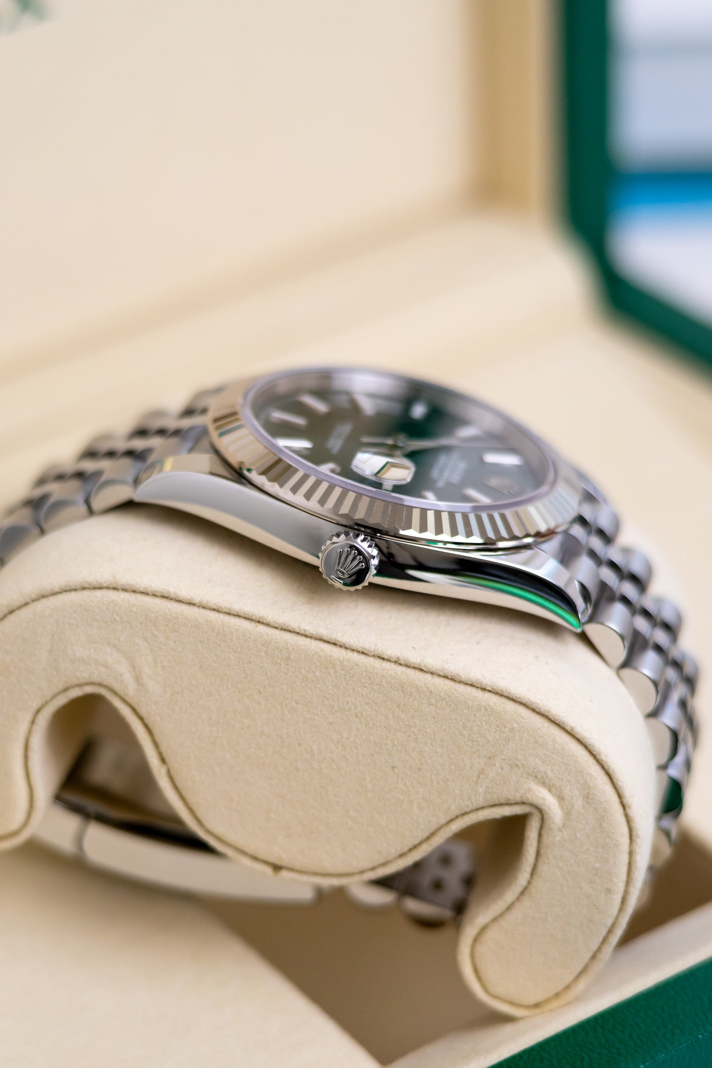 Rolex Datejust 41mm Mint Green Fluted Jubilee Reference 126334