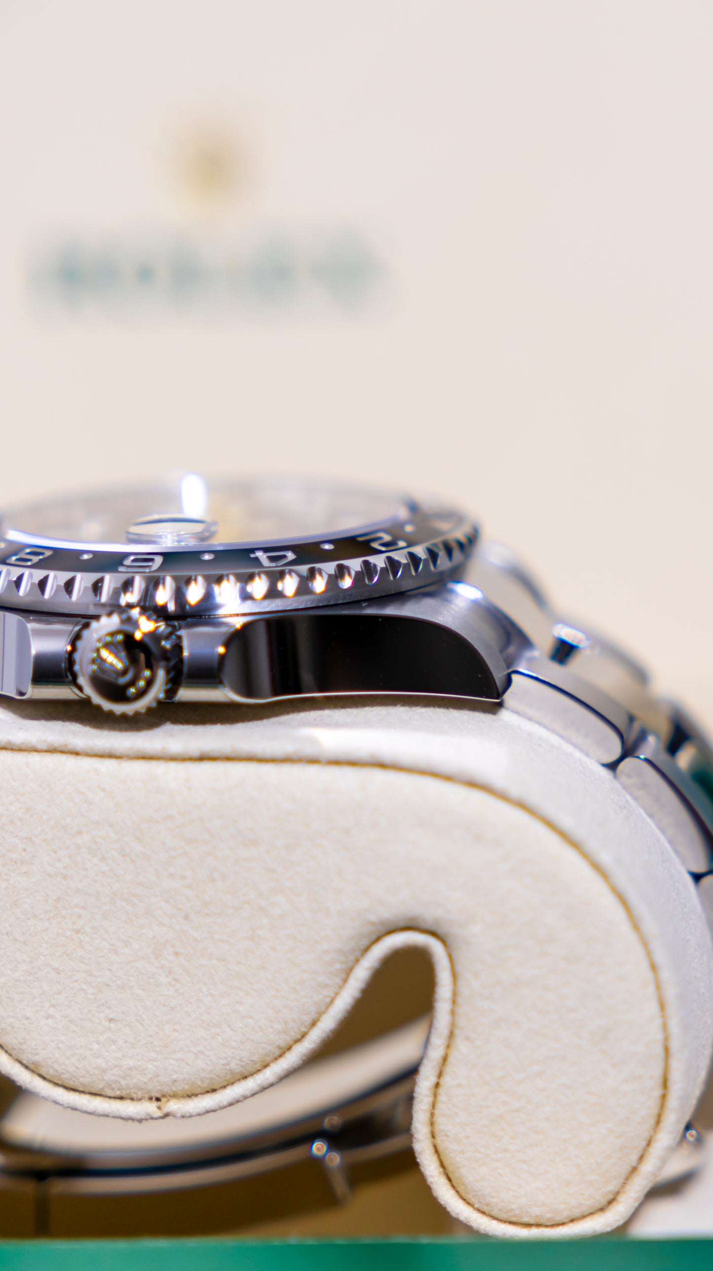 Rolex GMT Master II Bruce Wayne Oyster Reference 126710GRNR