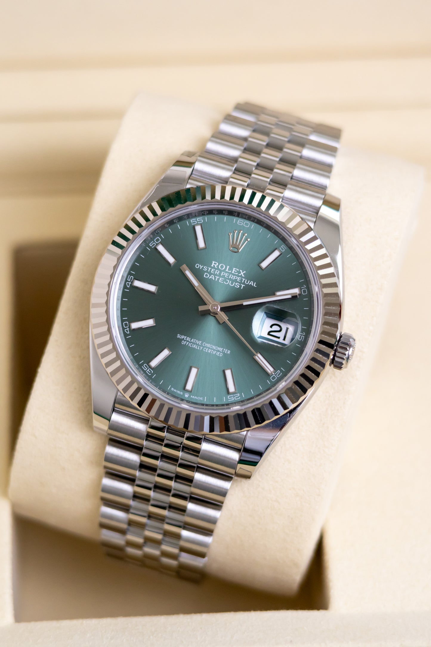 Rolex Datejust 41mm Mint Green Fluted Jubilee Reference 126334