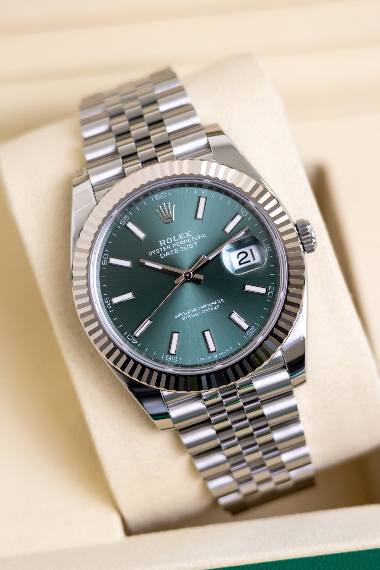 Rolex Datejust 41mm Mint Green Fluted Jubilee Reference 126334