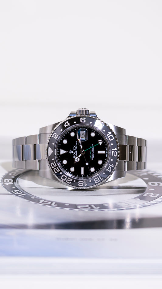 Rolex GMT Master II Bruce Wayne Oyster Reference 126710GRNR