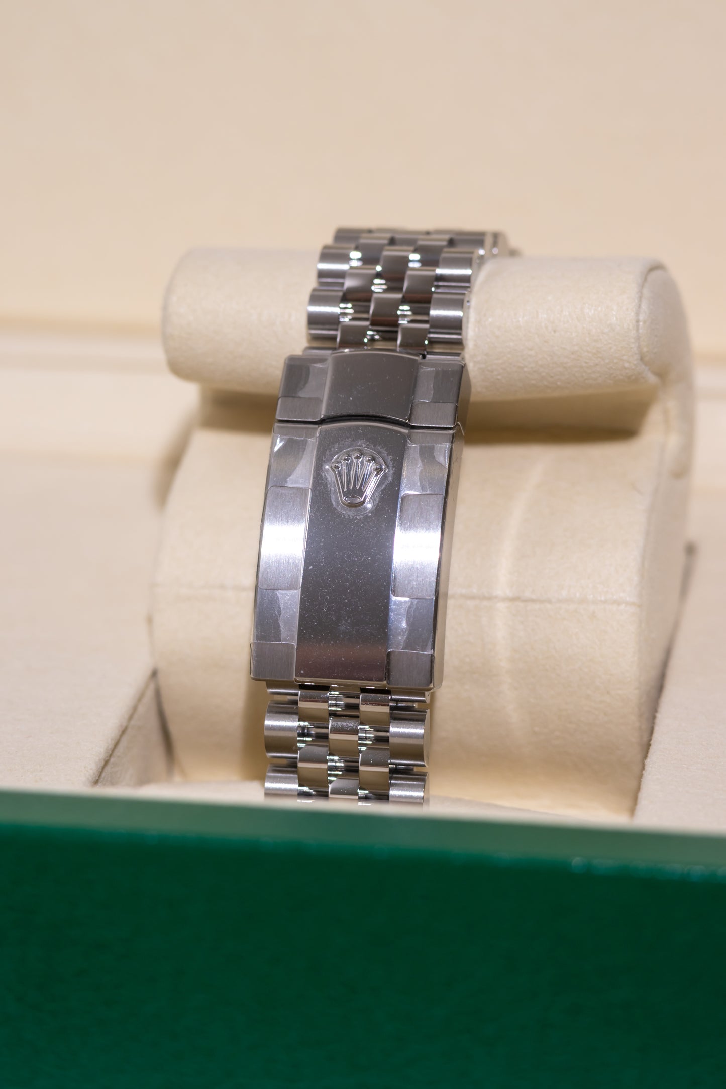 Rolex Datejust 41mm Mint Green Fluted Jubilee Reference 126334