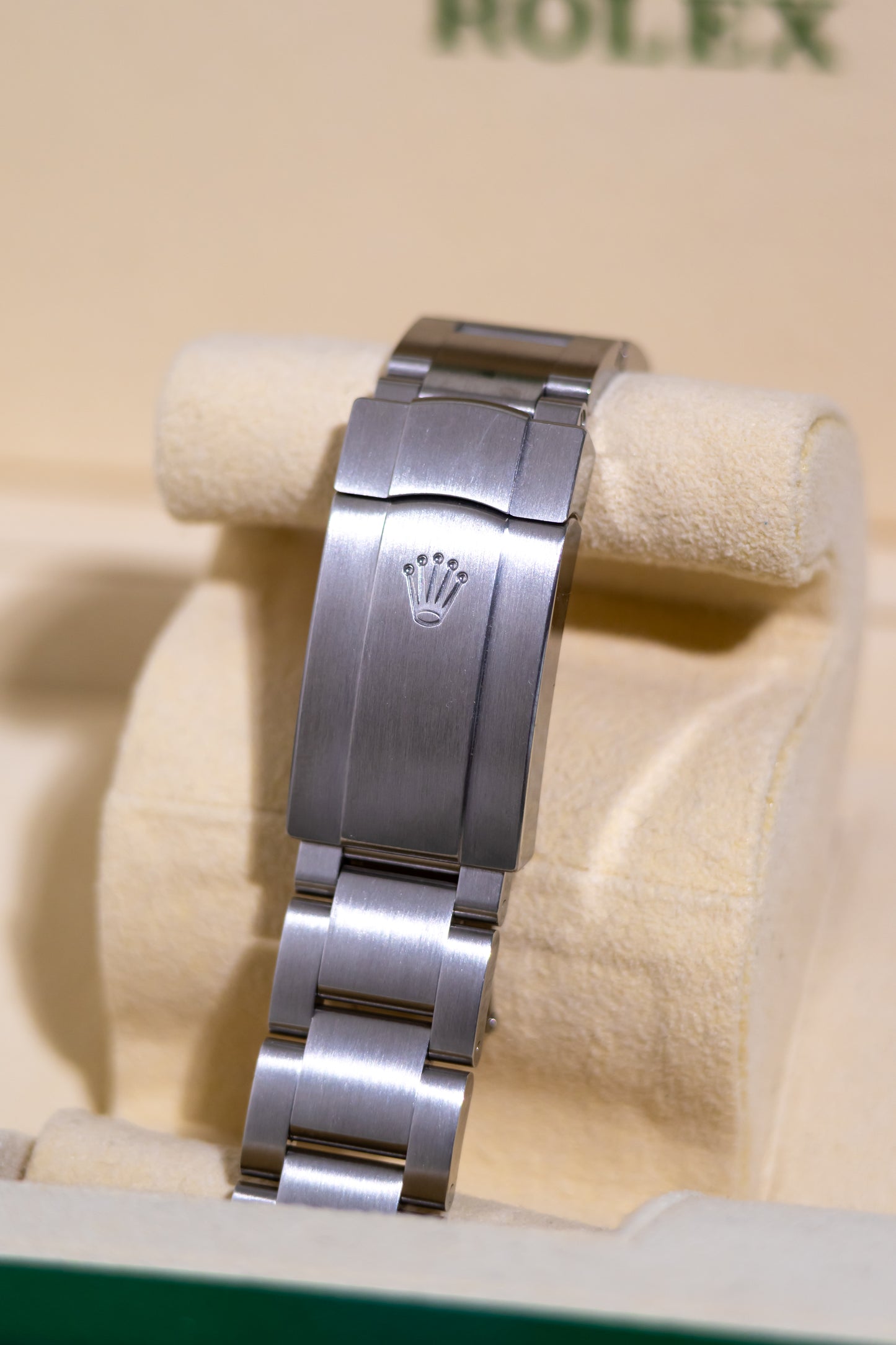 Rolex Oyster Perpetual 41mm Discontinued Coral Red Reference 124300