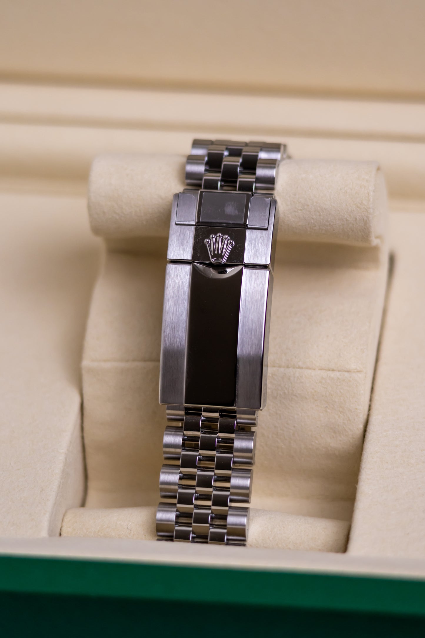 Rolex GMT Master II Bruce Wayne Jubilee Reference 126710GRNR