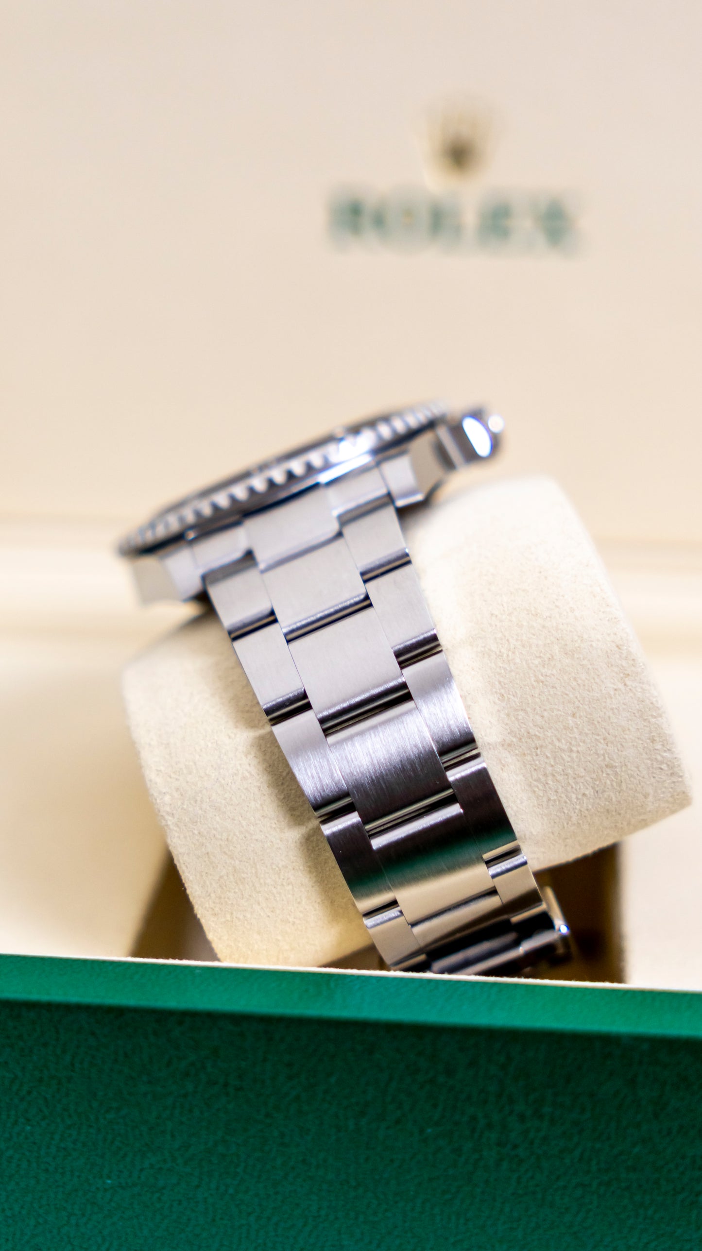 Rolex Submariner No Date 41mm Reference 124060