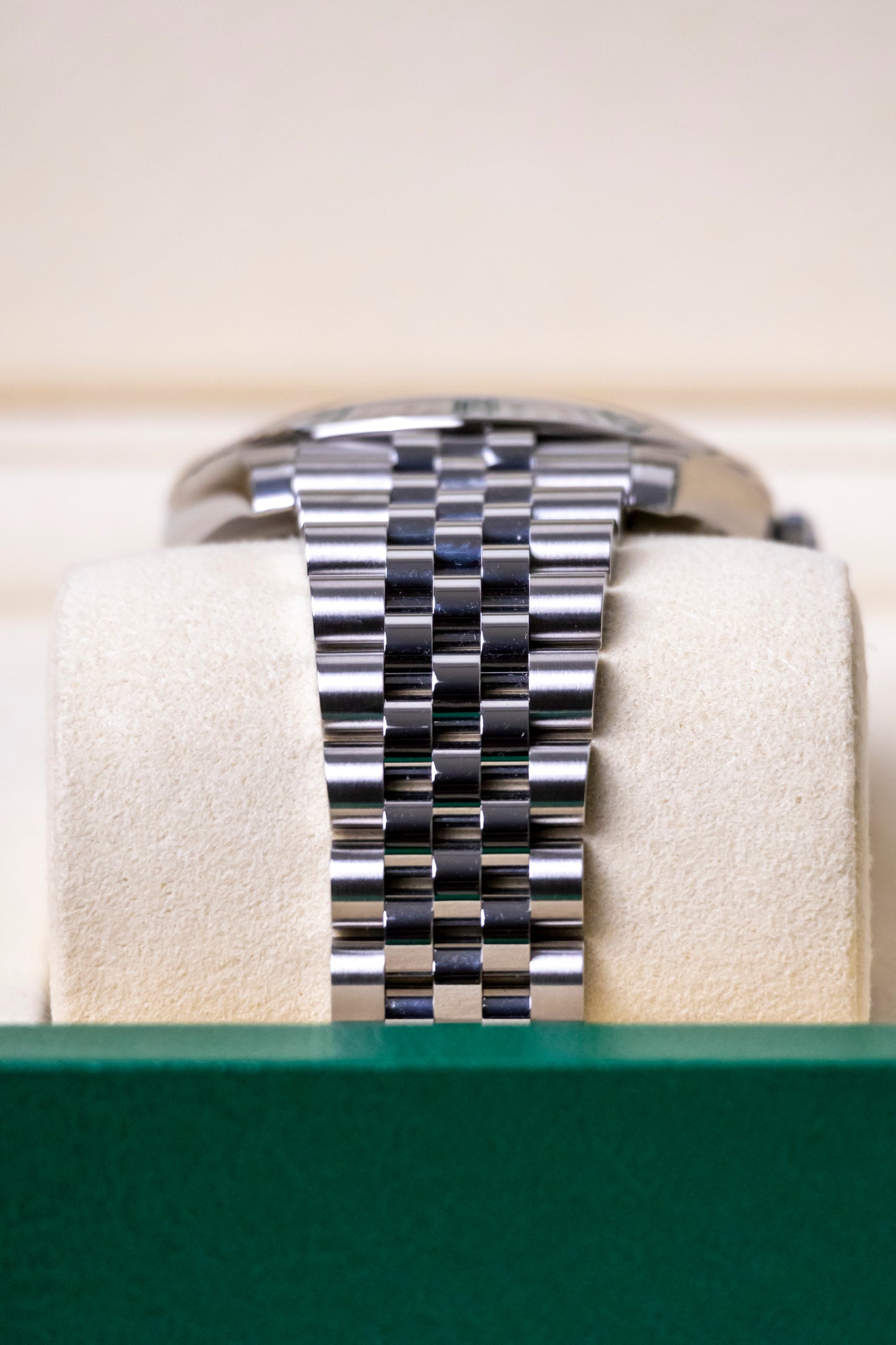 Rolex Datejust 41mm Wimbledon Fluted Jubilee Reference 126334