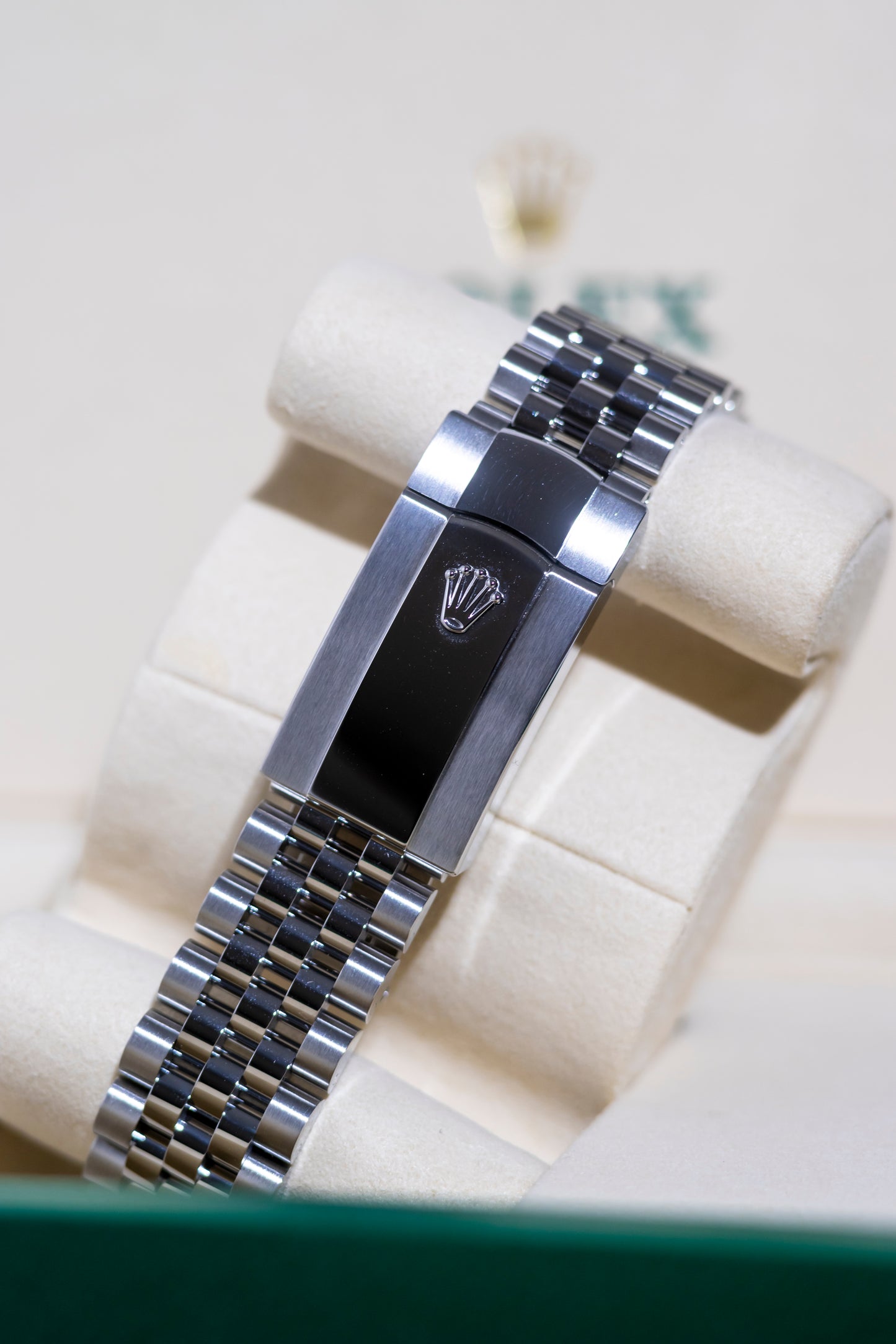 Rolex Datejust 41mm Mint Green Fluted Jubilee Reference 126334