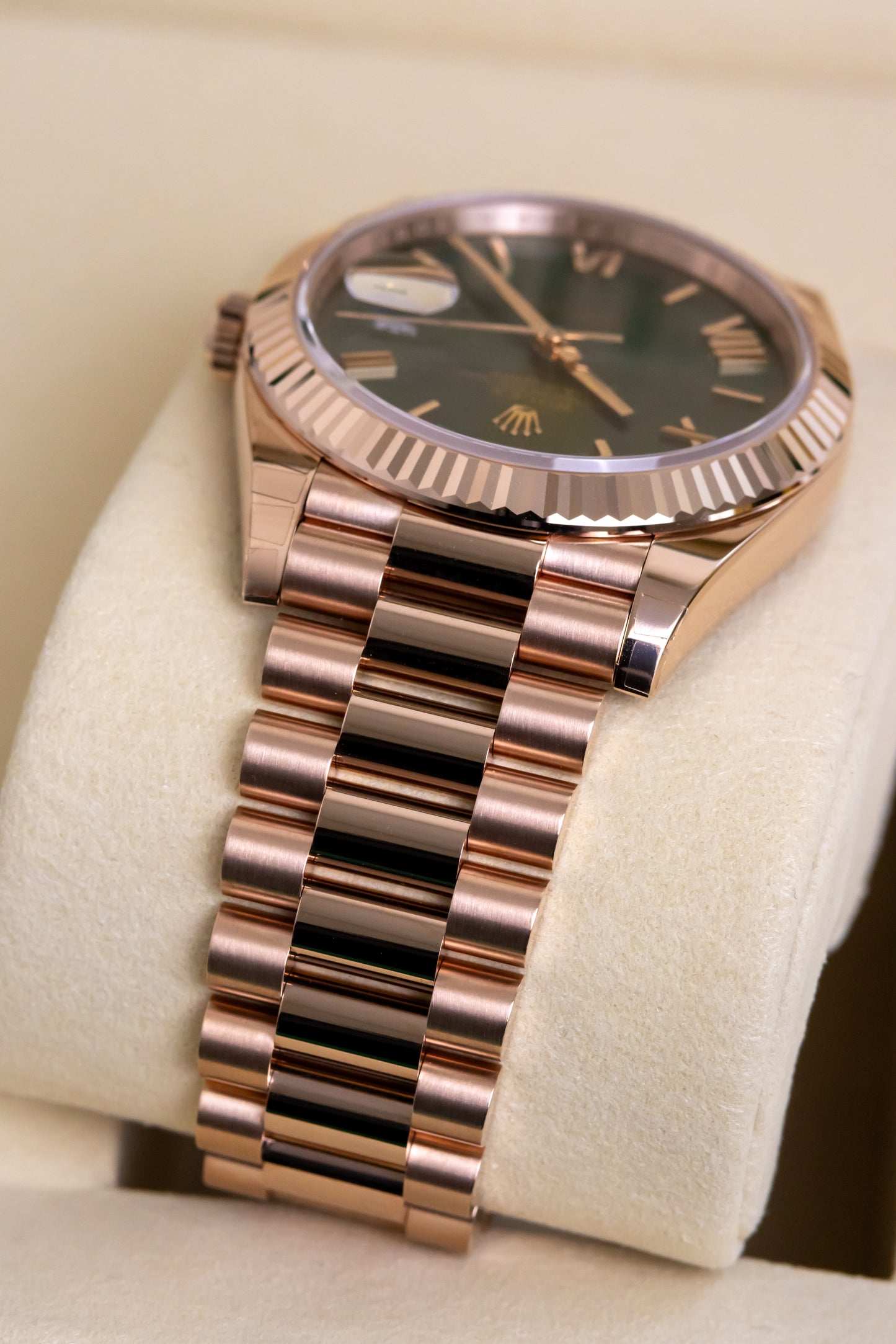 Rolex Day Date 40mm Rose Gold Olive Reference 228235