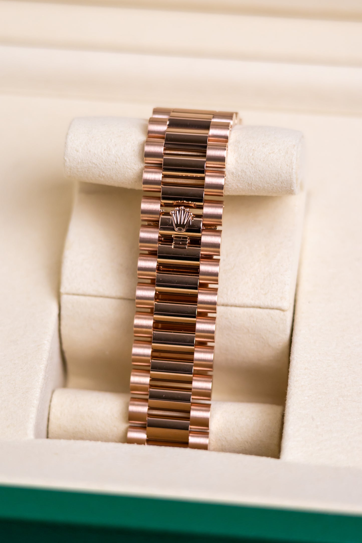 Rolex Day Date 40mm Rose Gold Olive Reference 228235