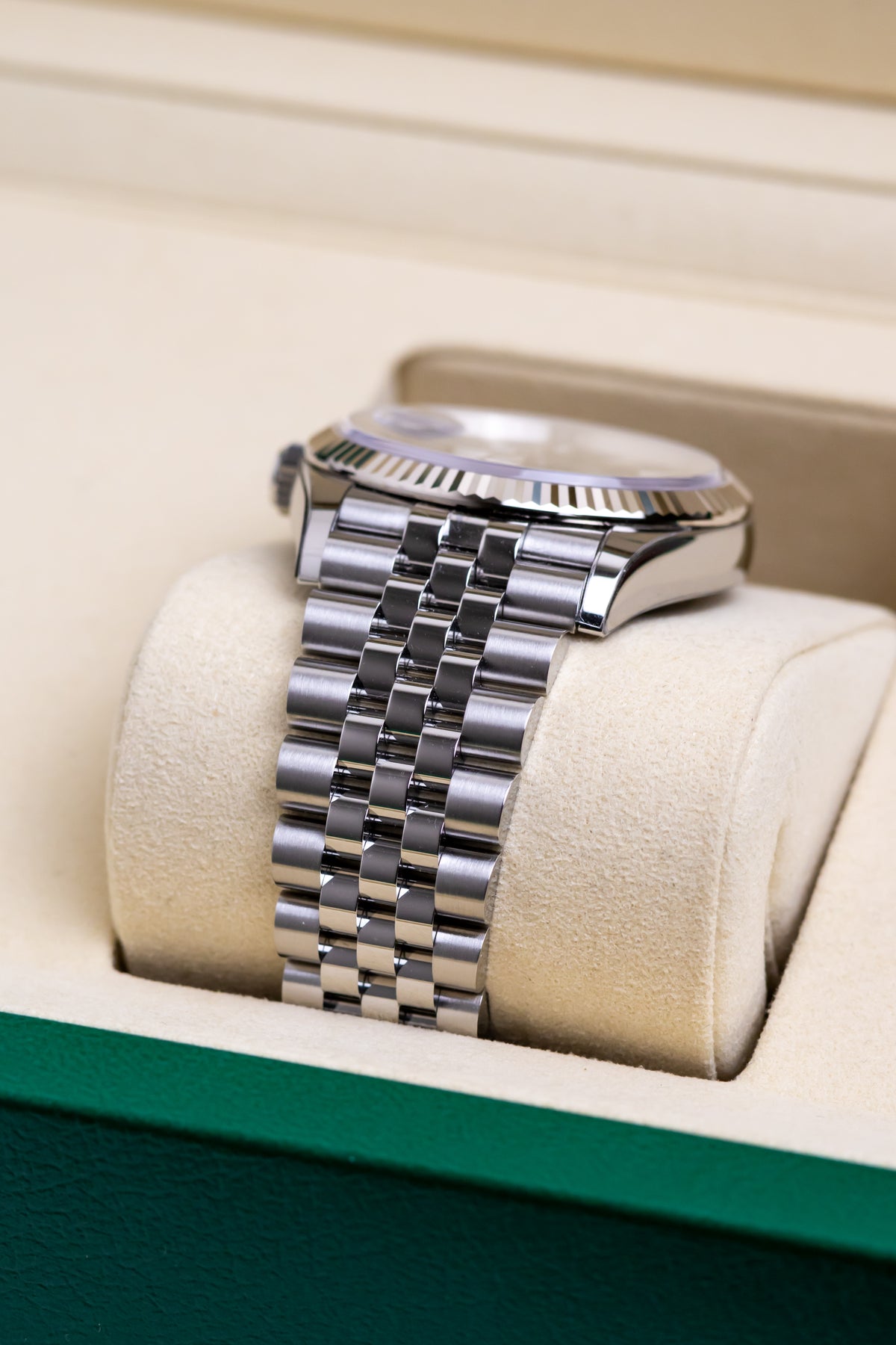 Rolex Datejust 36mm Ombre Green Fluted Jubilee Reference 126334
