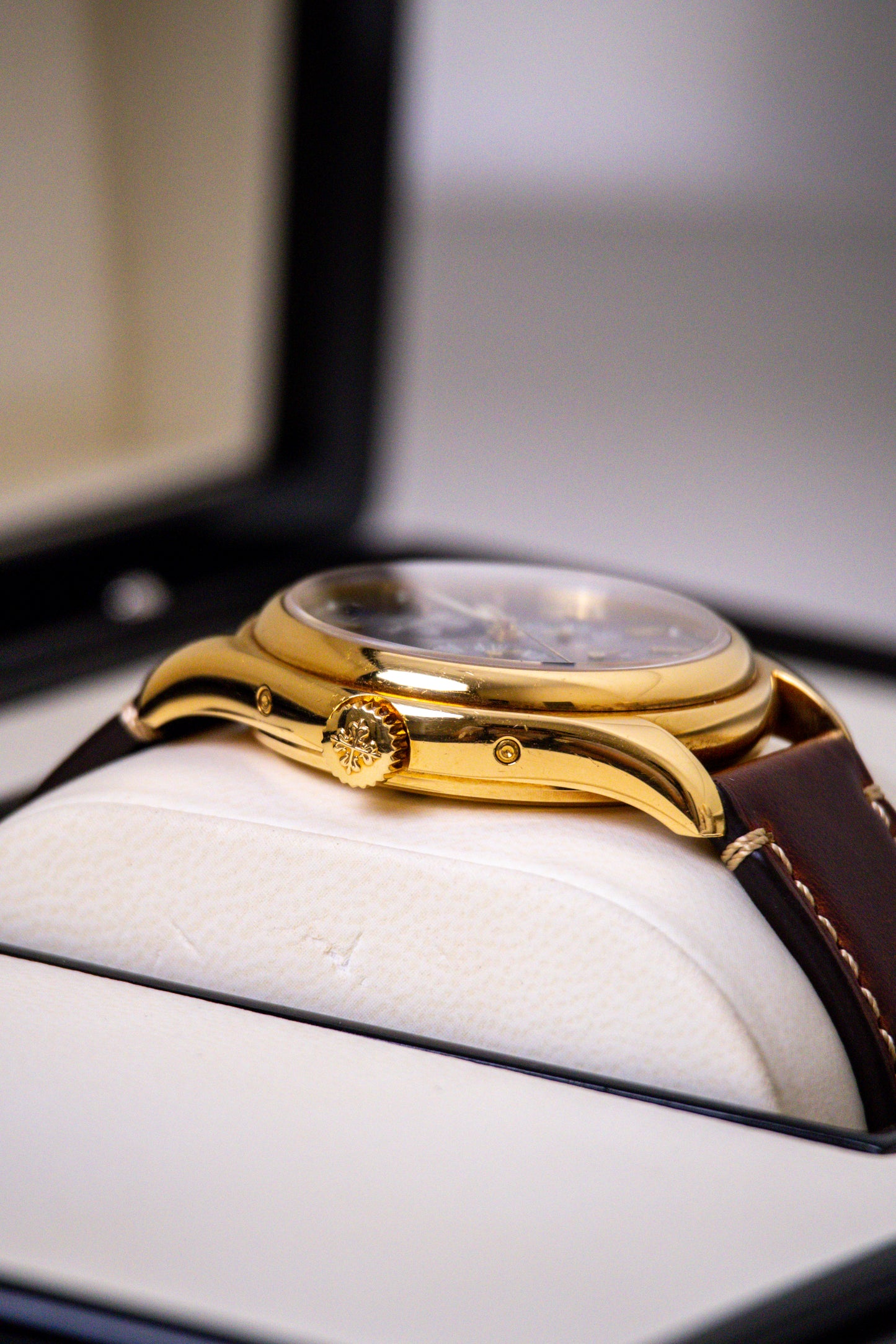 Patek Philippe Annual Calendar Moonphase Grey dial Reference 5146J