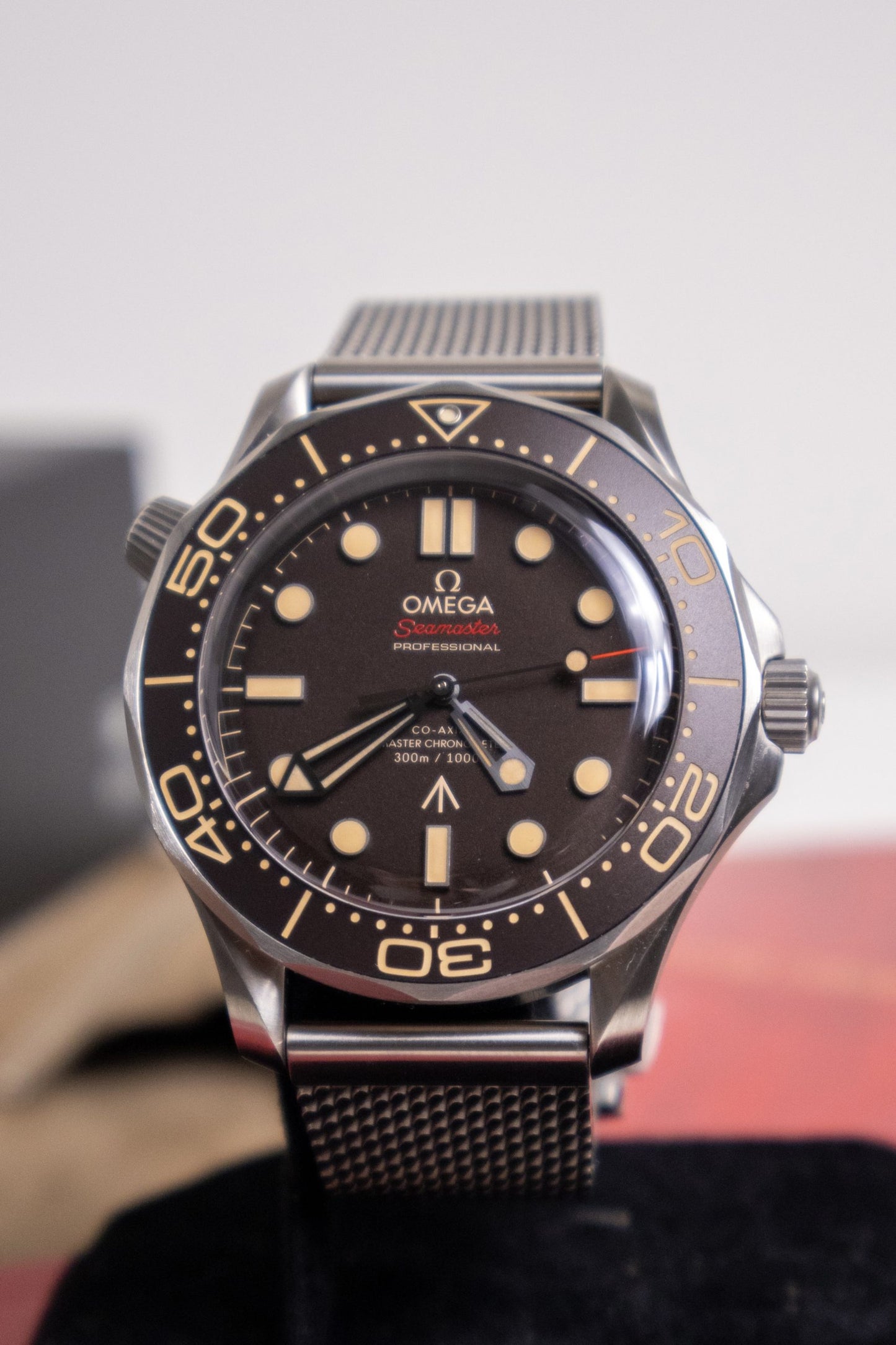 2023 Omega Seamaster Diver 300m “007 Edition” Reference 210.90.42.20.01.001